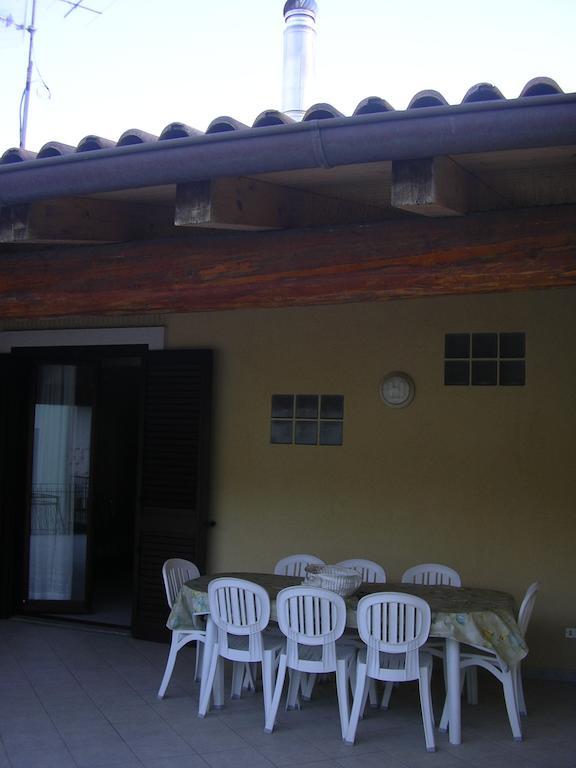 Terrazza Sul Mare Apartamento Gioiosa Marea Exterior foto